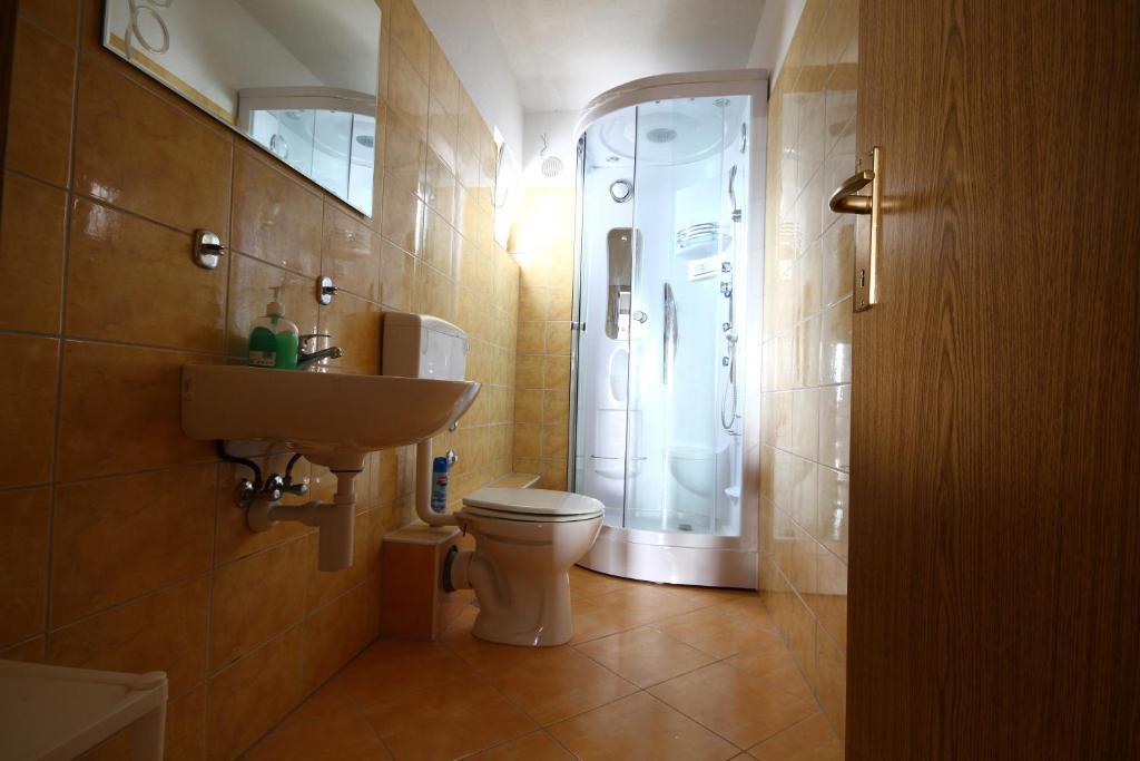Apartments Loncar Gradac  Rom bilde
